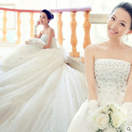 包邮韩版绑带拖尾婚纱2013新款夏季抹胸水晶钻大拖尾公主婚纱礼服 包邮韩版绑带拖尾婚纱2013新款夏季抹胸水晶钻大拖尾公主婚纱礼服