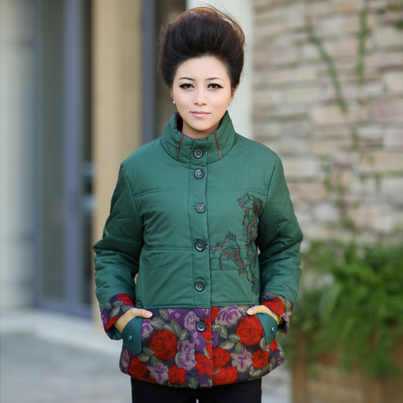 老年人<em>棉服</em>女装冬装新品<em>中年女冬装</em>妈妈装<em>外套</em>