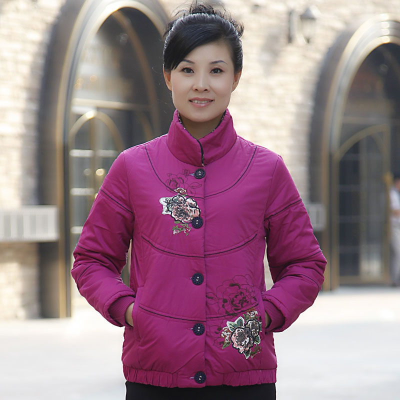老年人<em>棉服</em>女装冬装新品<em>中年女冬装</em>妈妈装<em>外套</em>