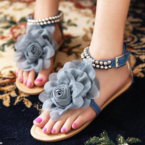 大花朵夹趾凉鞋串珠...