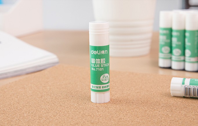 Effective 7101 Glue formula 9g trumpet Strength Solid glue stick Effective to work in an office Supplies singlein the Electronic Dictionary/Electronic paper book/Stationery , Adhesive Supplies , Glue stick category - from Buy2taobao.com to provide professional Taobao agent buy service