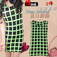 2013 summer shoulder pads sleeveless vest checkerboard plaid skirt base skirt Floral Slim package hip skirt dress women