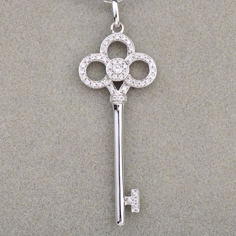 Yin grace diamond IRIS keys keys 18K white gold diamond necklace diamond pendant necklace