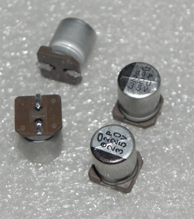 机日本 nichicon 尼吉康 贴片电解电容 拆显卡 3