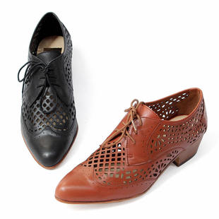  13新款英伦风真皮镂空系带女鞋高档真皮牛津鞋皮底单鞋 满