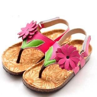  新款女童夹趾凉鞋镂空花朵儿童凉鞋亲子学生鞋
