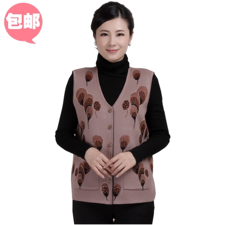 <em>中老年</em>服装秋冬装<em>女士针织</em>开衫大码妈妈装老人