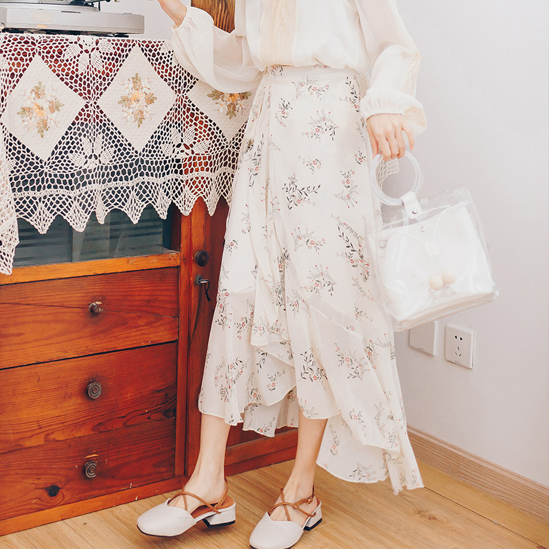 Broken flowers Chiffon skirt Mid length version summer Single chip Irregular France A small minority skirtin the Women's clothing/Boutique , Skirts category - from Buy2taobao.com to provide professional Taobao agent buy service