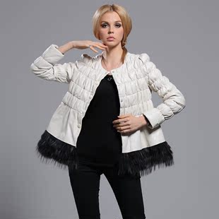 依木朵 真皮皮衣 黑白短款 秋冬女装新款 韩版娃娃衫羽绒外套夹克
