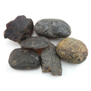  正品保证 天然缅甸琥珀原石 缅甸琥珀原矿裸石 雕刻料 精选料
