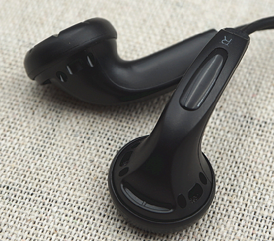 经典平头mx500耳机HIFI发烧erji耳塞式超重低音手机电脑MP3通用在类目 影音电器, 耳机/耳麦中 - 来自Buy2taobao.com提供专业的淘宝代购服务