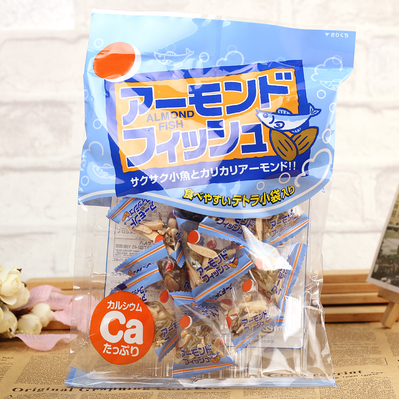 日本进口休闲零食特产小吃扁桃仁小鱼干三角包即食儿童零食|ruв категории закуски/орехи/специальность, Кальмары/вяленая рыба/морепродукты мгновенный, мгновенный рыбы закуски - от Buy2taobao.com для оказания профессиональной услуги покупки агента Taobao