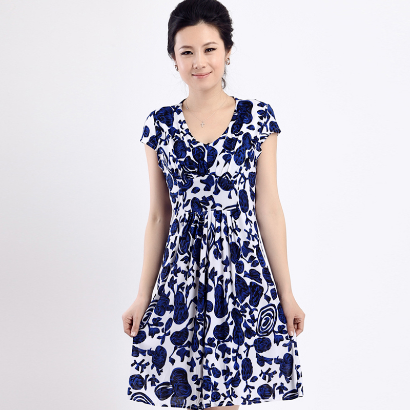 2013新款女装中老年青花连衣裙夏季碎花女裙子中年妈妈装夏装短袖 2013新款女装中老年青花连衣裙夏季碎花女裙子中年妈妈装夏装短袖