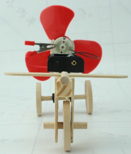 科学小制作 【风力滑翔机车】 磁电原理 儿童益