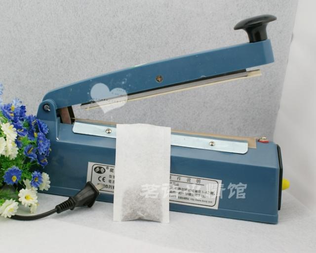 SF200 type Dodge Hand Pressure Plastic Shell Sealing machine Sealing machine Electric heating strip 20cm longin the Kitchen/Cooking utensils , Kitchen Gadgets/Kitchen storage , Sealer category - from Buy2taobao.com to provide professional Taobao agent buy service