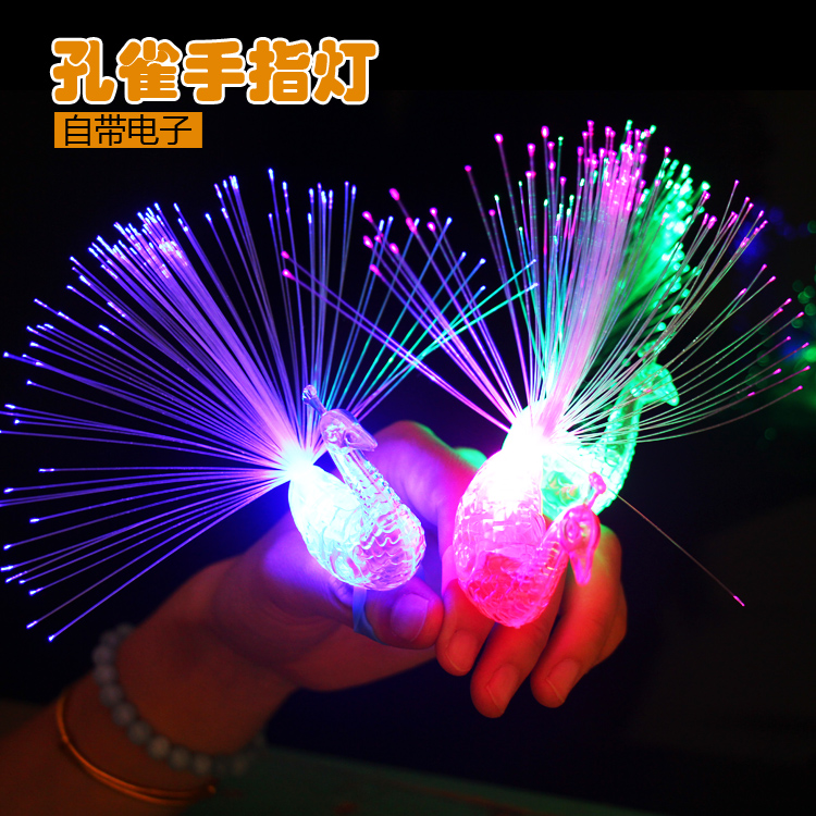 新品發光手指燈變色孔雀開屏光纖燈兒童禮物夜市玩具地攤貨源在類目 玩具/童車/益智/積木/模型, 電子/發光/充氣/整蠱玩具, 發光玩具中 - 來自Buy2taobao.com提供專業的淘寶代購服務