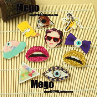  【Mego】日本 原宿 雪姨 红唇 蝴蝶眼珠 辛普森 异形徽章 胸针