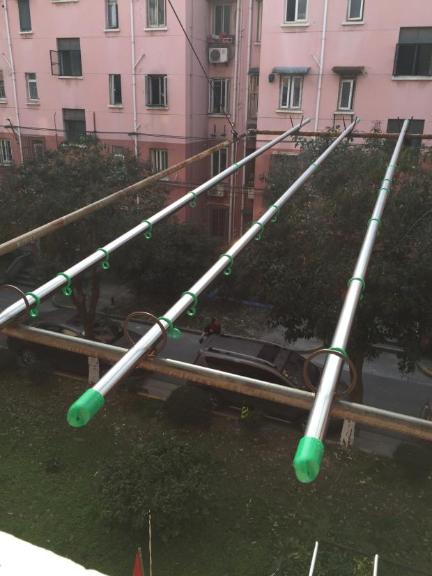 不鏽鋼伸縮晾衣杆 3節構成 1.7--3米伸縮帶防風鈎衣杆在類目 收納整理, 衣物洗/曬/護理用具, 置地/升降晾曬衣架中 - 來自Buy2taobao.com提供專業的淘寶代購服務
