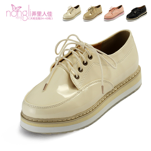  弄里人佳春新款 英伦复古厚底松糕鞋平底鞋单鞋大码女鞋40-43
