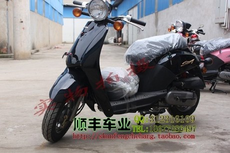 长洪甲克虫小踏板国三摩托车 可上牌