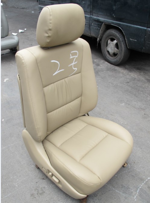 丰田霸道4500副驾电动座椅拆车件 普拉多450