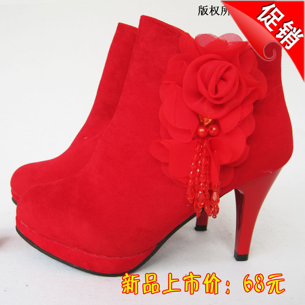 2013秋冬新花朵新娘短靴红色结婚鞋 防水台高跟夜店靴子正品红鞋 2013秋冬新花朵新娘短靴红色结婚鞋 防水台高跟夜店靴子正品红鞋