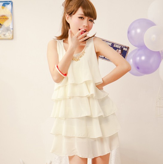 雪纺连衣裙甜美闺...