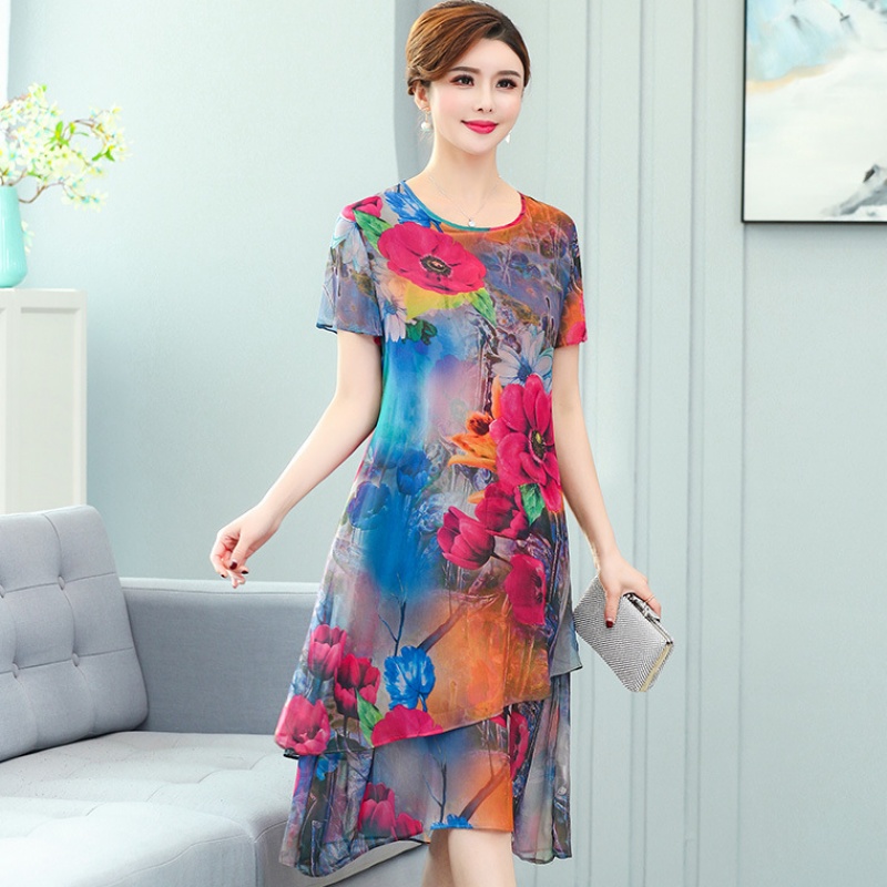 Mom outfit Dress simple Generous mom Western style Chiffon middle age Summer wear Kuotai Tai Noble Middle and old agein the Women's clothing/Boutique , Costume/National costume/Stage costumes , Costume/Chinese clothing , Skirt category - from Buy2taobao.com to provide professional Taobao agent buy service