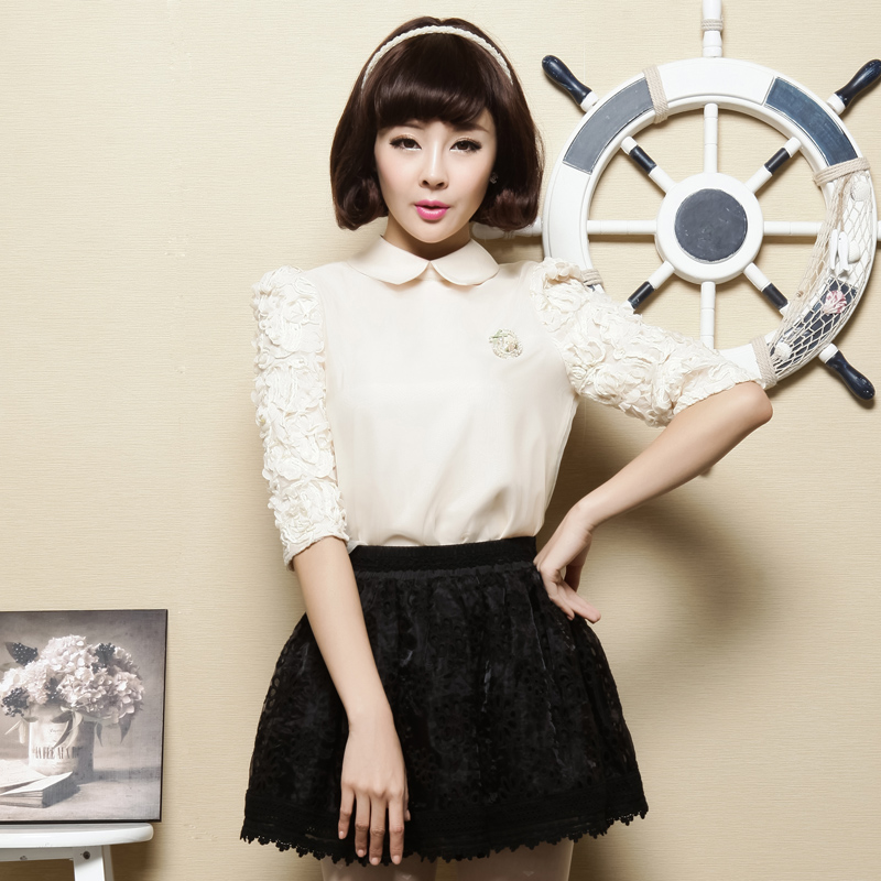 时尚花边纹里可爱...