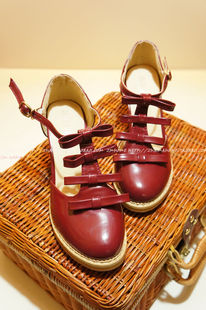  初夏新品 韩版欧美复古粗跟凉鞋T带多层可爱校园风女鞋漆皮单鞋