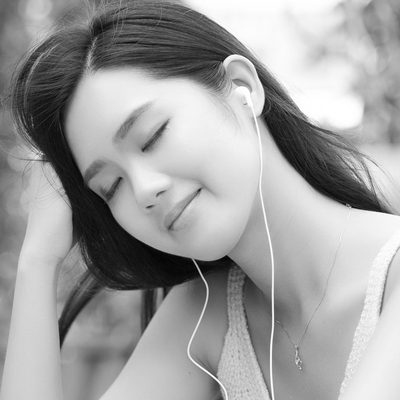 FANBIYA Q1重低音炮苹果安卓电脑手机通用男女生6入耳式耳塞耳机运动有线线控带麦K歌HIFI音乐可爱挂耳耳麦6s