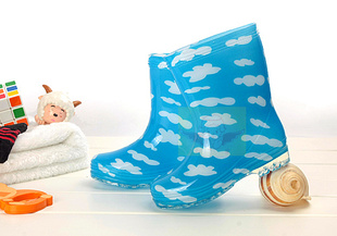  保暖男孩中童蓝天白云儿童雨鞋（送棉套）
