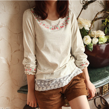 日系圆领木耳边袖口...