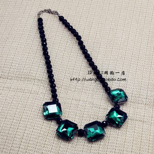  波西米亚风格绿宝石装饰项链 衣服配饰短款女哥特欧美潮复古饰品
