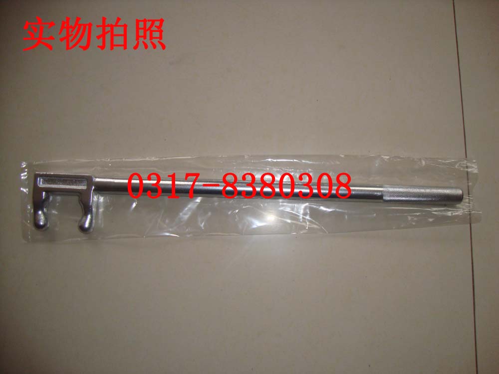 2DF-900鍍鉻防滑F扳手兩爪閥門扳手閥門F扳手電鍍防滑F扳手在類目 五金/工具, 手動工具, 扳手, 其他扳手中 - 來自Buy2taobao.com提供專業的淘寶代購服務