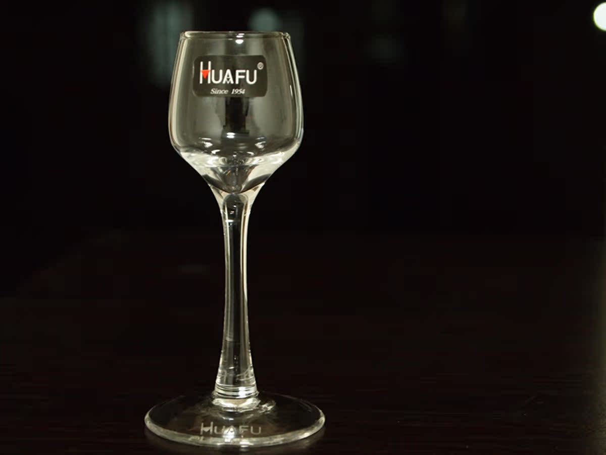华富手工茅台酒杯 烈酒吞杯 家用带高脚小白酒杯酒盅专柜正品促销