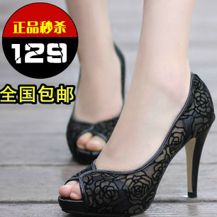 2013夏季新款白色蕾丝单鞋性感防水台超高跟鞋鱼嘴鞋婚鞋T13CD366 2013夏季新款白色蕾丝单鞋性感防水台超高跟鞋鱼嘴鞋婚鞋T13CD366