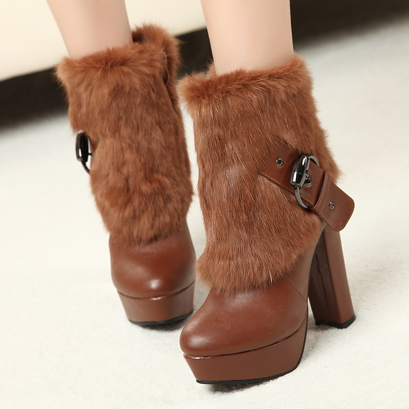 时尚毛毛雪地靴...