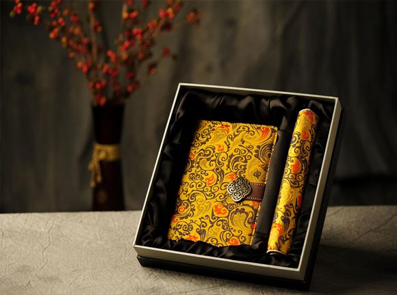 工艺品本子云锦 南京特产 记事本 花纹精品云锦鼠标垫笔记本在类目 居家布艺, 缝纫DIY材料、工具及成品, 布艺DIY成品, 杯垫中 - 来自Buy2taobao.com提供专业的淘宝代购服务