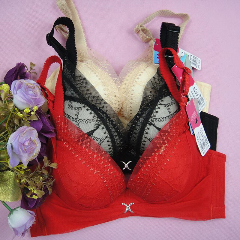 <em>夏娃之秀</em> <em>夏娃爱恋</em>魔力挺婚庆大红蕾丝调整型