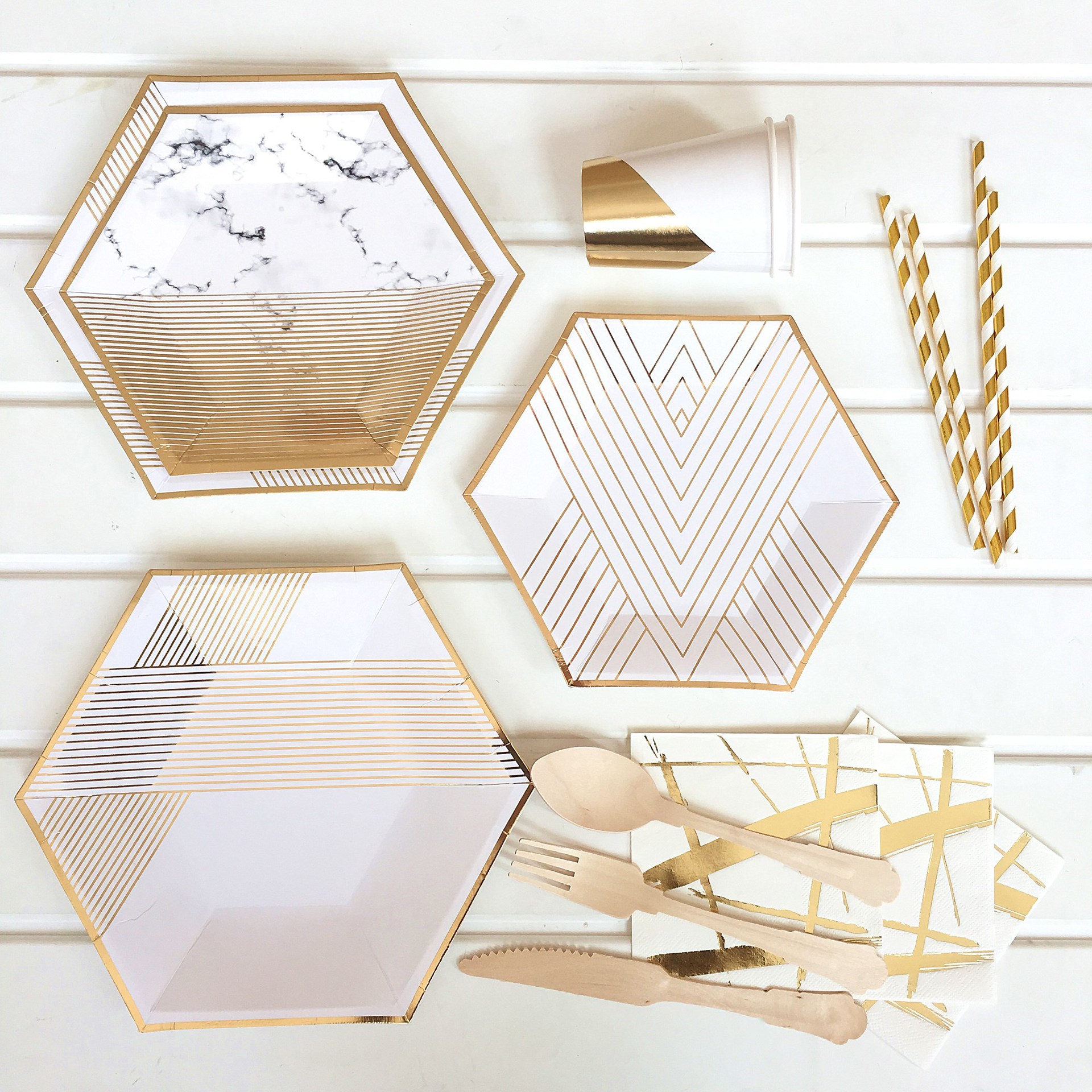 Dessert Decoration decorate party arrangement Children's birthday party Gilding Dinner plate high-grade Disposable tablewarein the Tableware , Disposable tableware , Biodegradable Tableware/Tableware category - from Buy2taobao.com to provide professional Taobao agent buy service