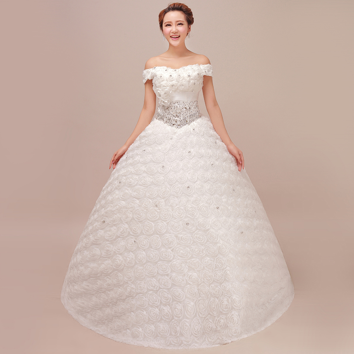 婚纱礼服花朵婚纱蕾丝 精品婚纱新款2013一字肩韩版公主包肩婚纱礼服893 婚纱礼服花朵婚纱蕾丝 精品婚纱新款2013一字肩韩版公主包肩婚纱礼服893