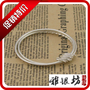 老凤祥999千足银手镯 纯银手环 细圈手镯 细圈镯子 女士光面手镯 老凤祥999千足银手镯 纯银手环 细圈手镯 细圈镯子 女士光面手镯