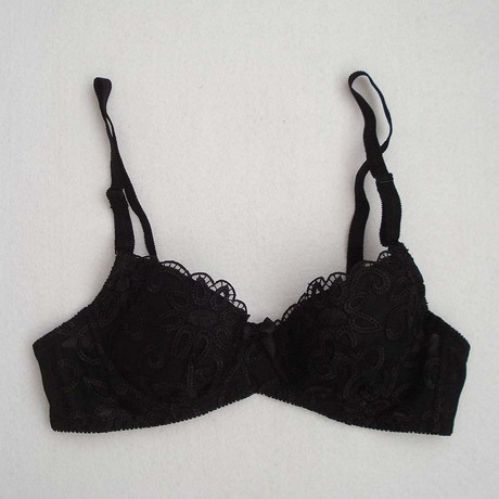 出口日本外贸<em>胸罩</em>女士内衣纹胸全刺绣面料<em>文胸</em>