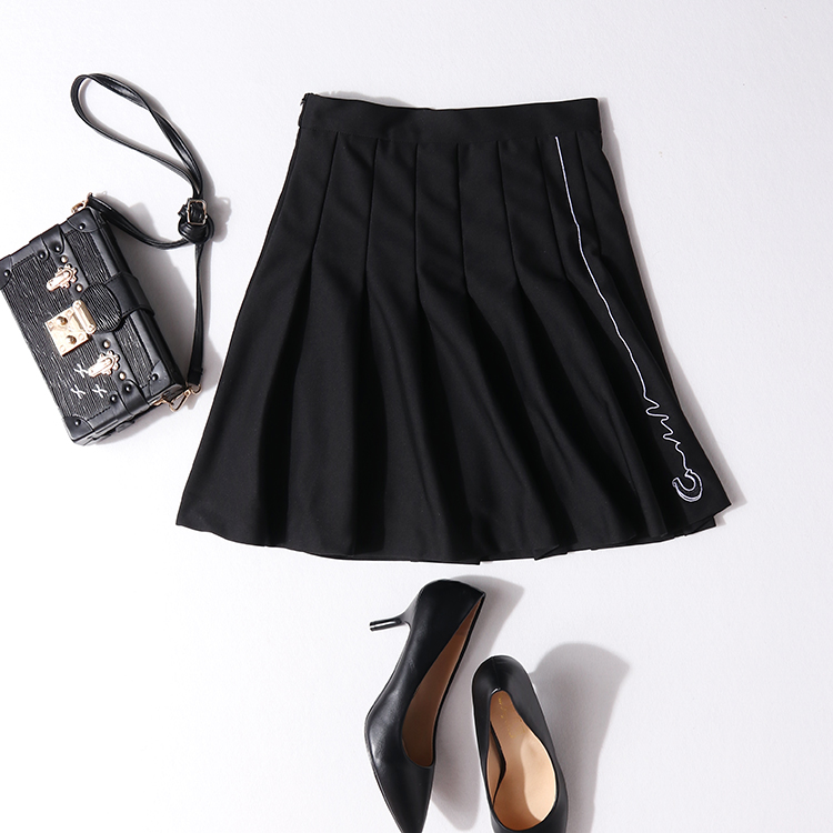 E31-1 Spring and summer New products Women's wear zipper Embroidery Paige Bouffancy Short skirt leisure time skirtin the Women's clothing/Boutique , Skirts category - from Buy2taobao.com to provide professional Taobao agent buy service