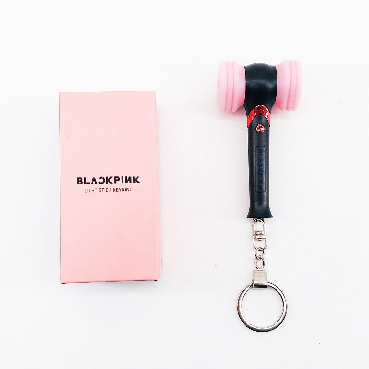 BLACKPINK周边应援灯手灯迷你钥匙扣LISA ROSE小荧光棒锤子灯挂件|msdalam kategori bekalan perayaan/hadiah, yang banyak - dari Buy2taobao.com untuk memberikan perkhidmatan ejen Taobao profesional membeli