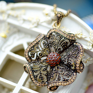  名朵饰品 螺旋花朵装饰长项链毛衣链女 配饰韩版韩国长款欧美1129