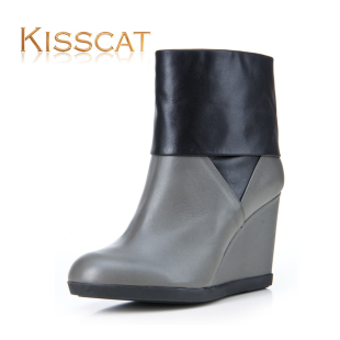  KISSCAT接吻猫 小牛皮K22742-04女短靴冬季新款坡跟包邮