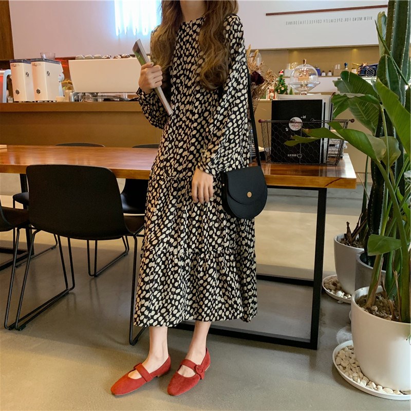 法式复古山本过膝超仙女甜美森系很仙法国小众雪纺碎花连衣裙子夏|ruв категории Цифровые аксессуары, аксессуары для мобильных телефонов, зарядные устройства для мобильных телефонов - от Buy2taobao.com для оказания профессиональной услуги покупки агента Taobao