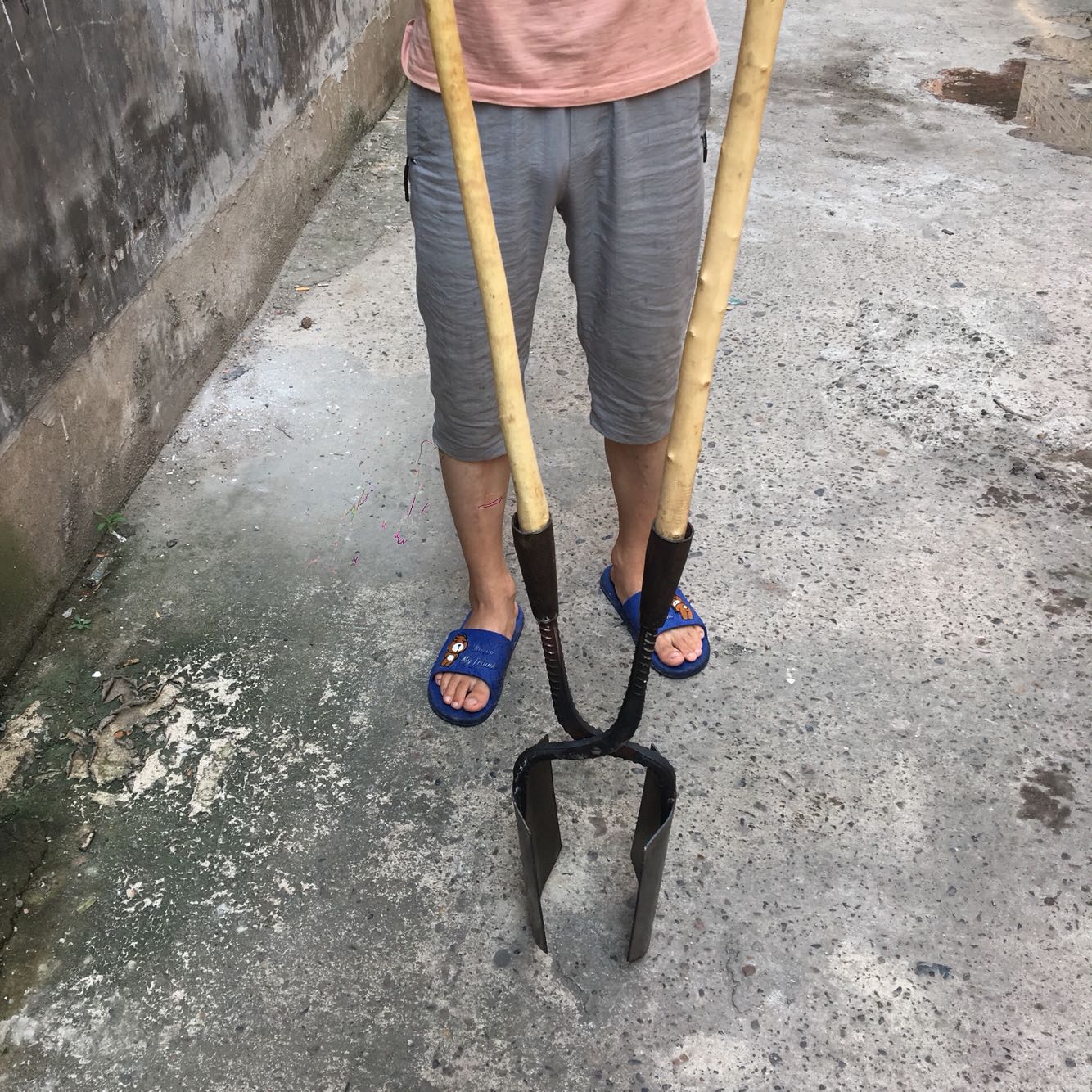 Luoyang shovel Bucket Probing shovel Round iron Agriculture manganese steel Dibble The Soil prohibit Tomb Archaeology prospecting toolin the Agricultural Machinery/Farm tools/Plastic sheeting , Agricultural Tools , Shovel category - from Buy2taobao.com to provide professional Taobao agent buy service